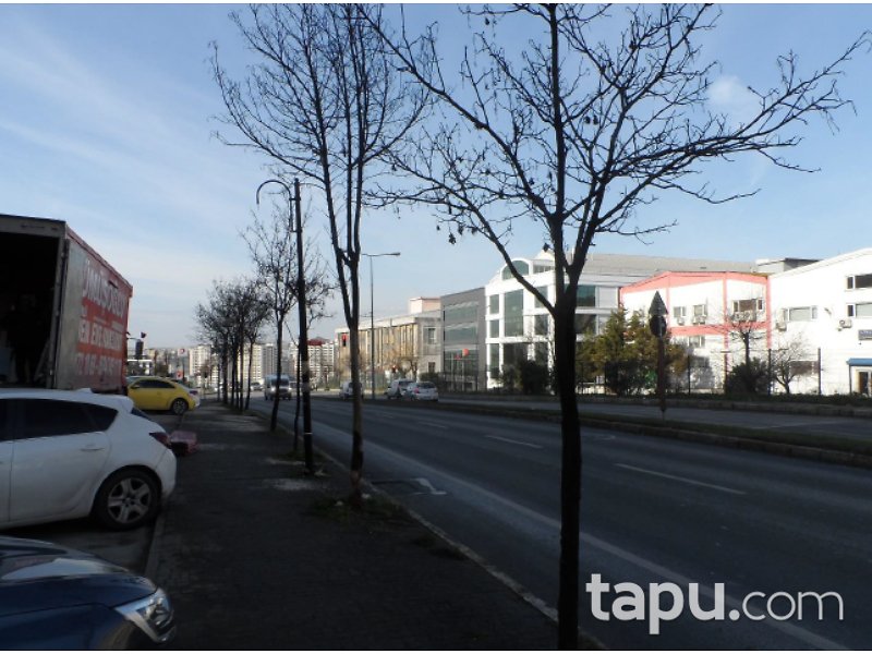 İstanbul Beylikdüzü Kavaklı Konakları'nda 66 m2 Dükkan