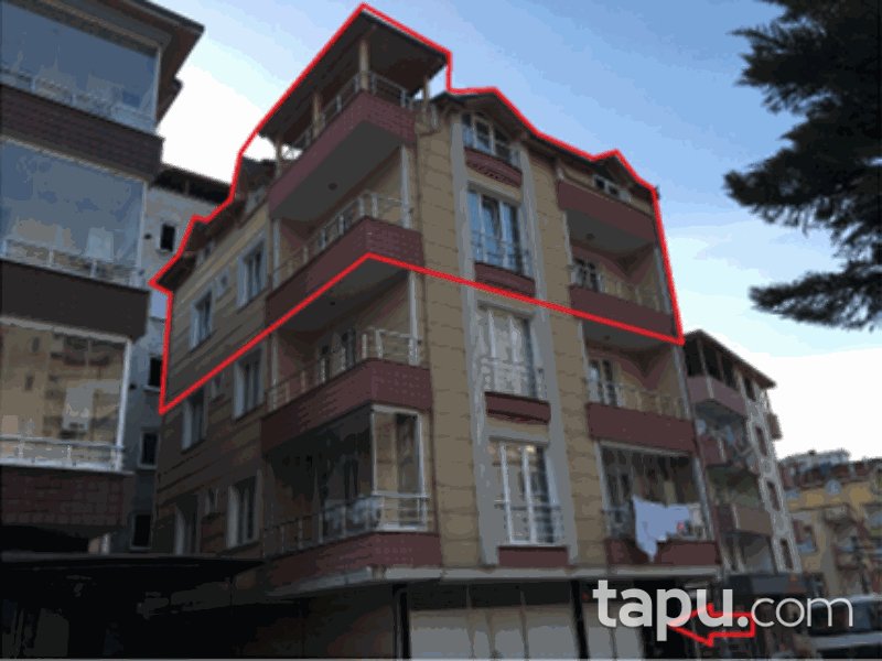 Ordu Ünye Atatürk Mahallesi'nde 6+2 210 m2 Dubleks Mesken