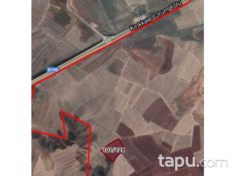Çorum Sungurlu Akpınar Mahallesi'nde 16502 m2 Tarla