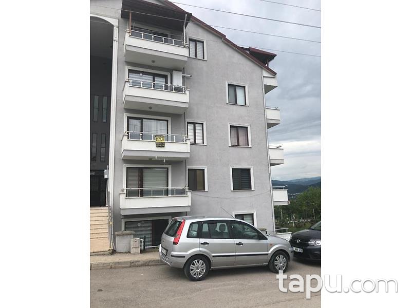 Kocaeli Gölcük Şirinköy Mahallesi'nde 3+1 135 m2 Daire