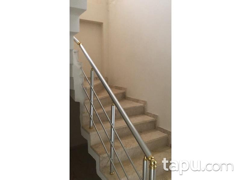 Kocaeli Gölcük Şirinköy Mahallesi'nde 3+1 135 m2 Daire