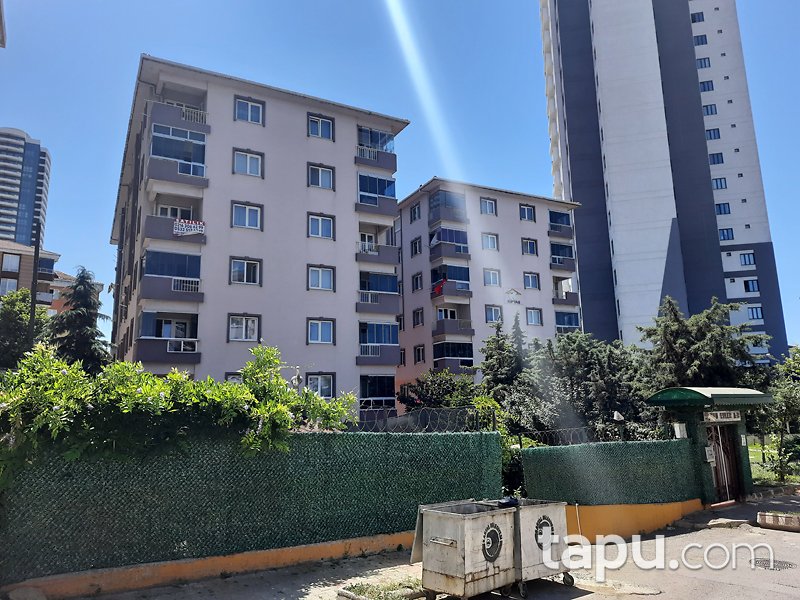 İstanbul Kartal Mutlu Evler'de 3+1 Daire