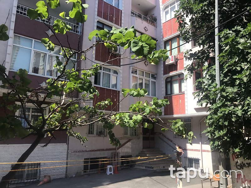 İstanbul Gaziosmanpaşa Yıldıztabya Mahallesi'nde 2+1 85 m2 Daire