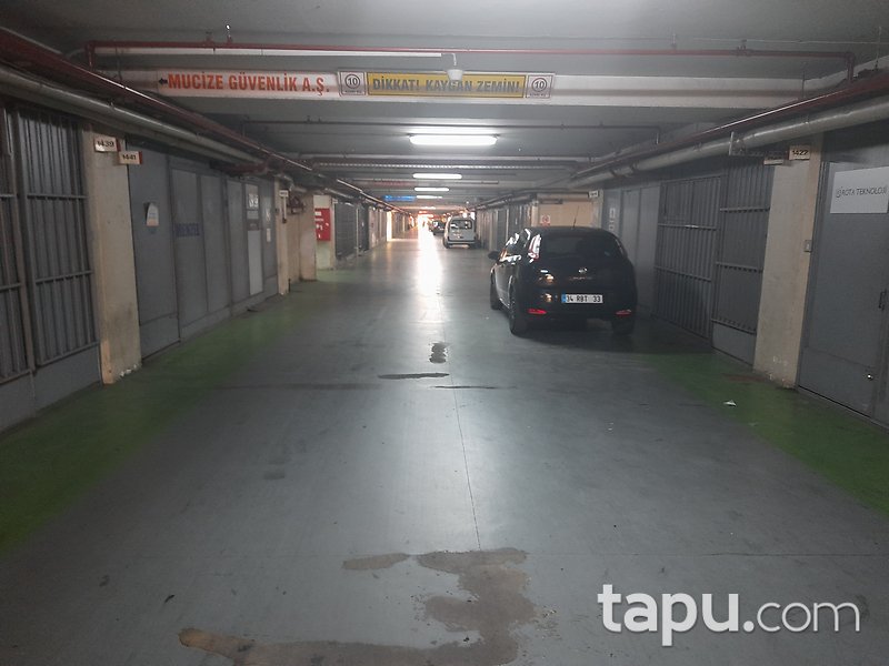 İstanbul Şişli Perpa İş Merkezi'nde 166 m2 2 Adet Dükkan