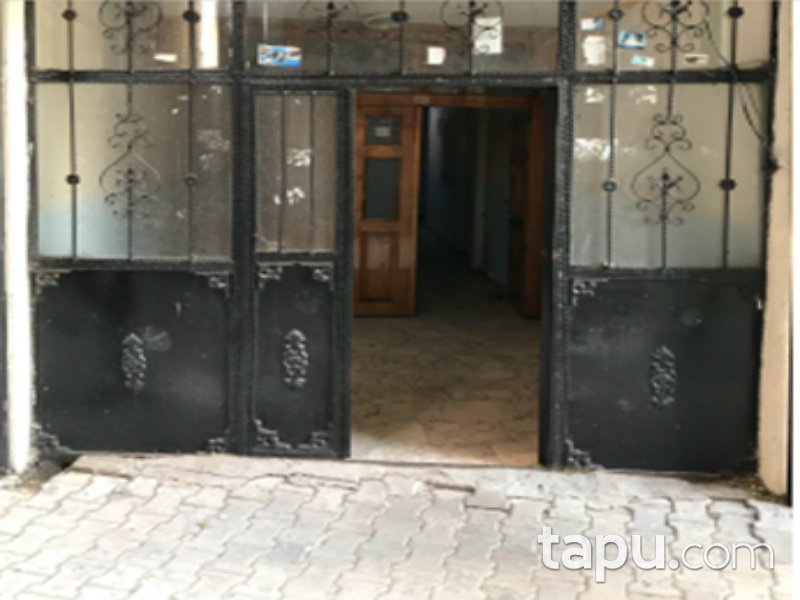 Ağrı Merkez Yavuz Mahallesi'nde 3+1 160 m2 Daire