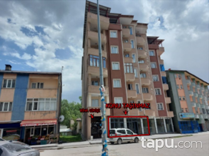 Ağrı Merkez Cumhuriyet Mahallesi'nde 235 m2 Dükkan