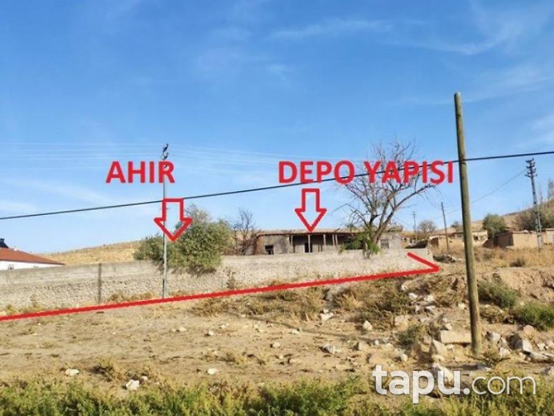 Haymana Çatak Mahallesi'nde Kerpiç Ev ve Arsası