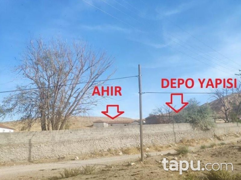 Haymana Çatak Mahallesi'nde Kerpiç Ev ve Arsası