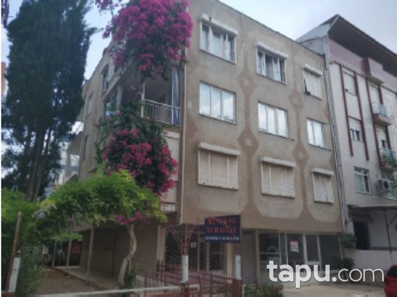 Antalya Kepez Kuzeyyaka Mahallesi'nde 2+1 Daire