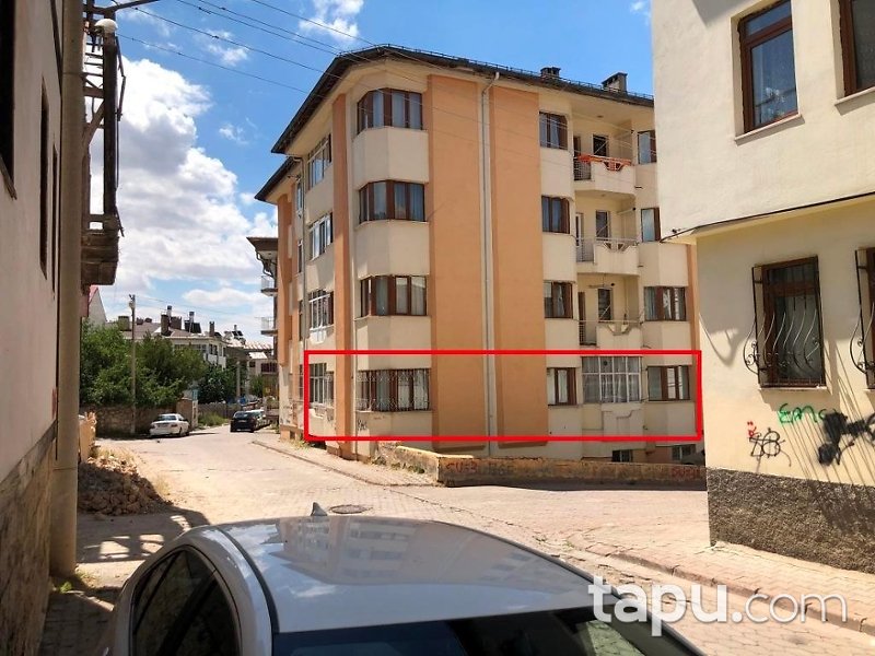 Sivas Merkez Akdeğirmen Mahallesi'nde İskanlı 150 m2 Daire