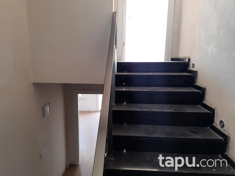 İstanbul Silivri Royal City Sitesi'nde 5+1 Tripleks Villa