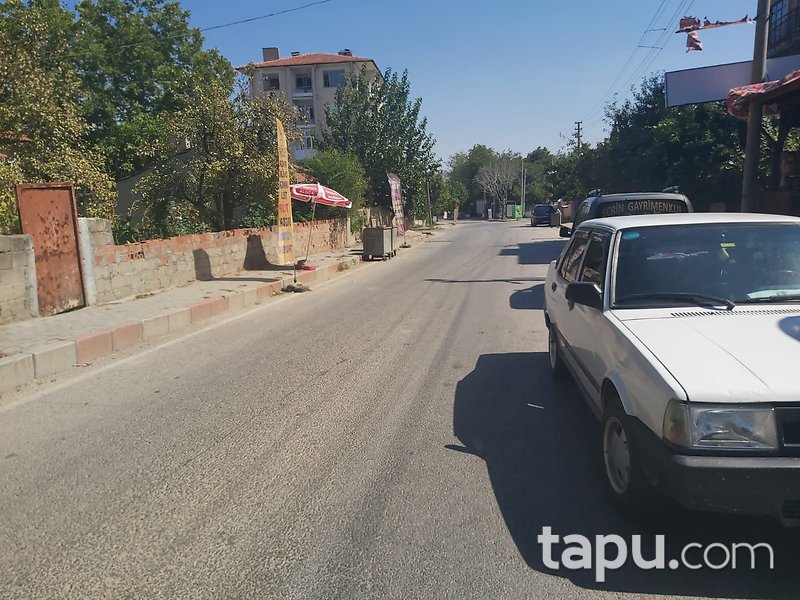 Edirne Merkez Yıldırım Beyazıt Mahallesi'nde 1+1 55 m2 Bahçeli Kargir Ev