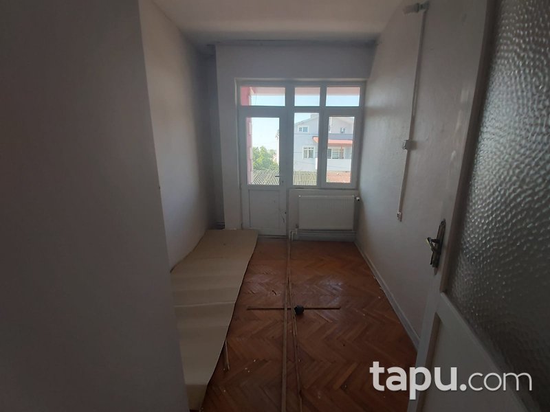 Edirne Havsa Cumhuriyet Mahallesi'nde 9+3 417 m2 Bina