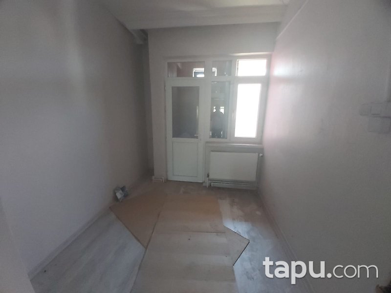 Edirne Havsa Cumhuriyet Mahallesi'nde 9+3 417 m2 Bina