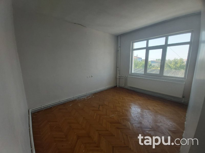 Edirne Havsa Cumhuriyet Mahallesi'nde 9+3 417 m2 Bina