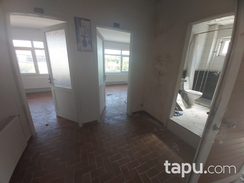 Edirne Havsa Cumhuriyet Mahallesi'nde 9+3 417 m2 Bina