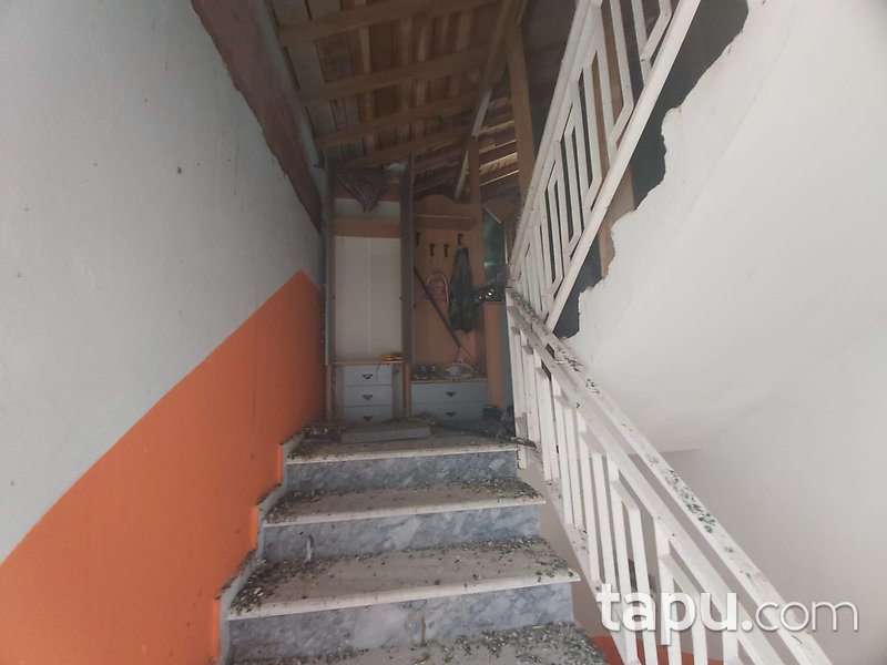 Edirne Havsa Cumhuriyet Mahallesi'nde 9+3 417 m2 Bina