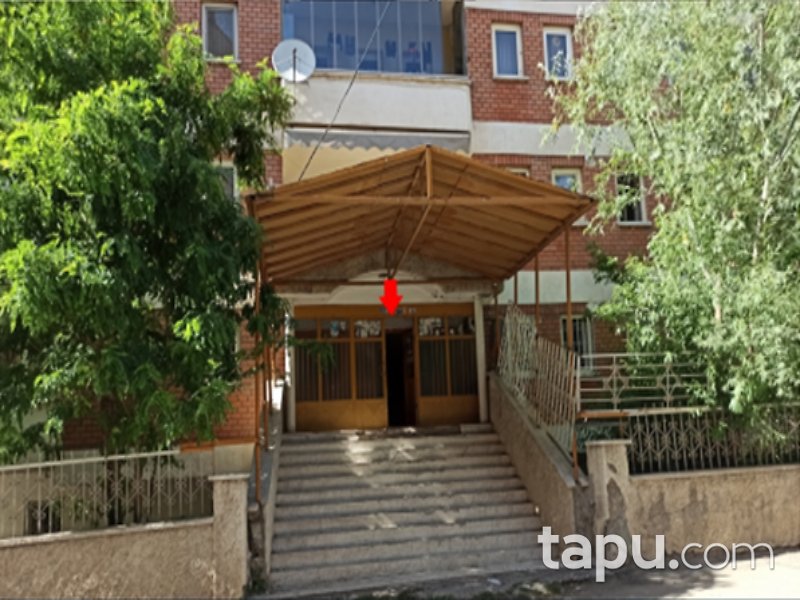Ağrı Merkez Sıddıkiye Mahallesi'nde 3+1 137 m2 Daire