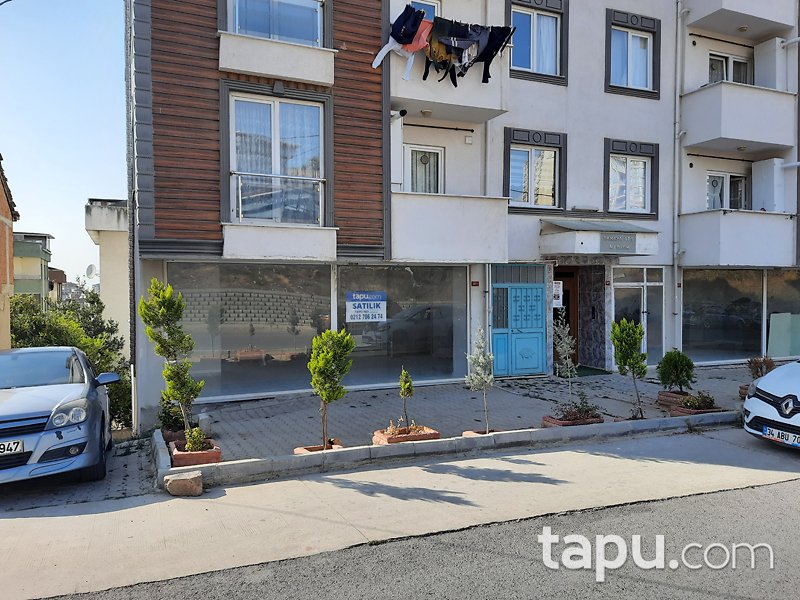 İstanbul Pendik Esenyalı Mahallesi'nde 57 m2 Dükkan