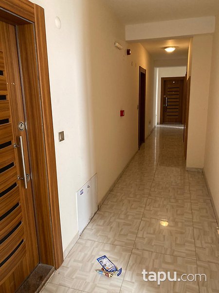 İzmir Bornova Güngör Çolakoğlu Sitesi'nde 1+1 55 m2 Daire