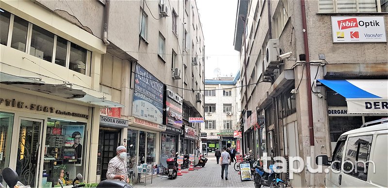 Konya Karatay Taşoluk İşhanı'nda Birleşik 2 Adet Ofis