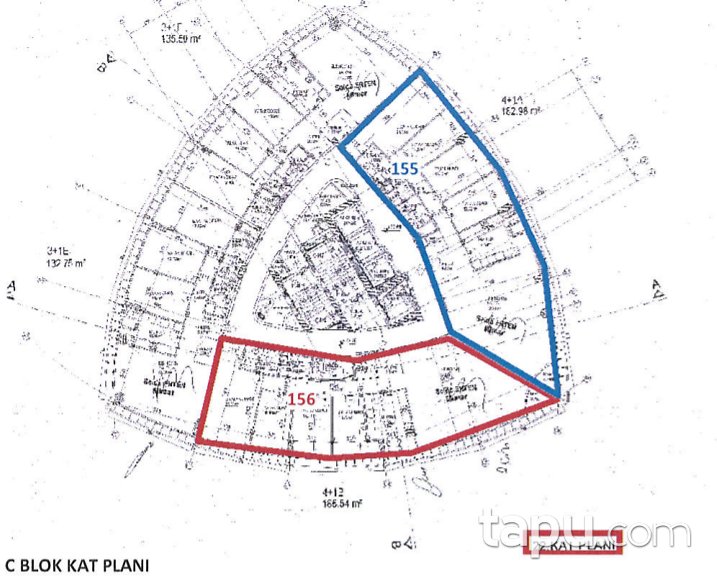 Kadıköy Pırlanta Sitesi'nde Tabela Değeri Yüksek 212 m2 Köşe Dükkan