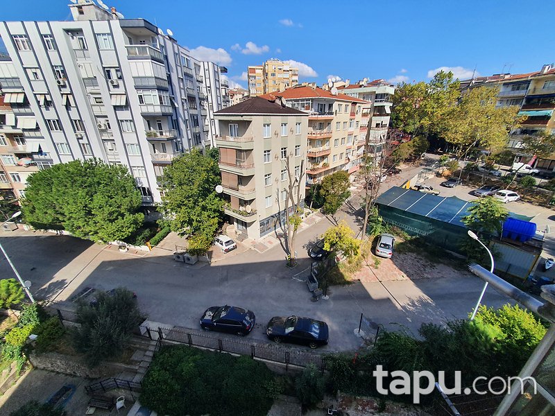 Kartal Atalar İstasyon Caddesi'nde 3+1 Daire