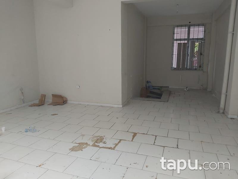 Tekirdağ Çorlu Hıdır Ağa Mahallesi'nde 120 m2 Depolu Dükkan