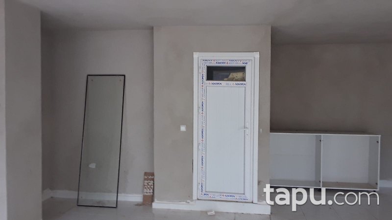İstanbul Pendik Esenyalı Mahallesinde 57 m2 Dükkan