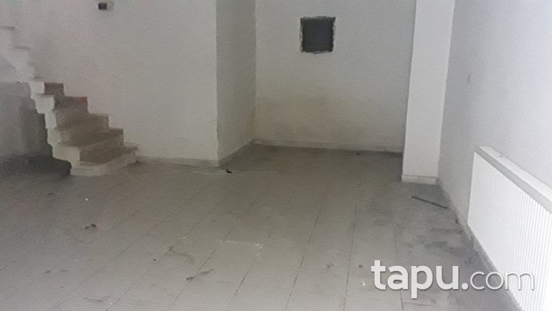 İstanbul Sancaktepe Kemal Türkler Mahallesi'nde 86 m2 Depolu Dükkan