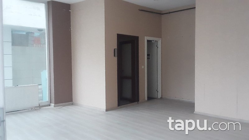 İstanbul Sancaktepe Kemal Türkler Mahallesi'nde 86 m2 Depolu Dükkan
