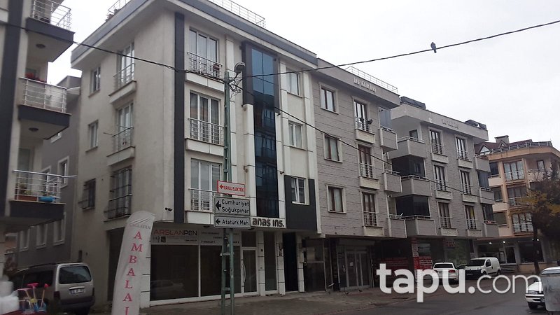 İstanbul Sancaktepe Kemal Türkler Mahallesi'nde 157 m2 Depolu Dükkan