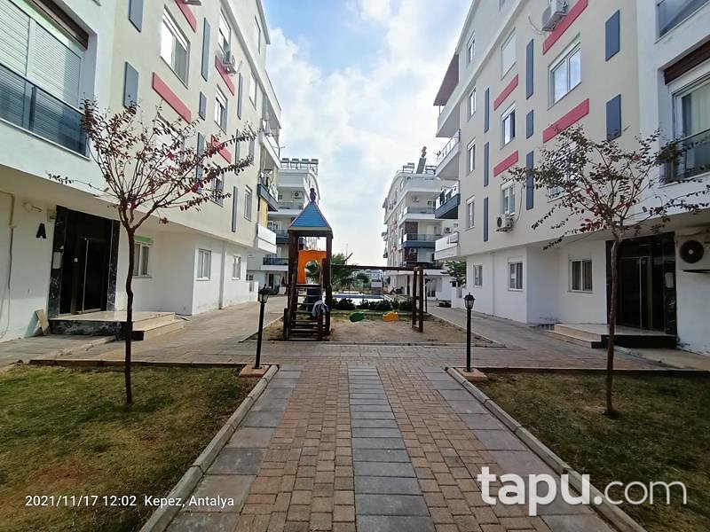 Antalya Kepez Şehit Üsteğmen Gökhan Korkut Caddesi'nde 155 m2 Dubleks Mesken