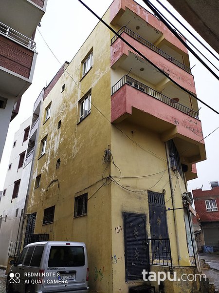 Şanlıurfa Siverek Şair İbrahim Rafet Mahallesi'nde İskanlı 125 m2 Daire
