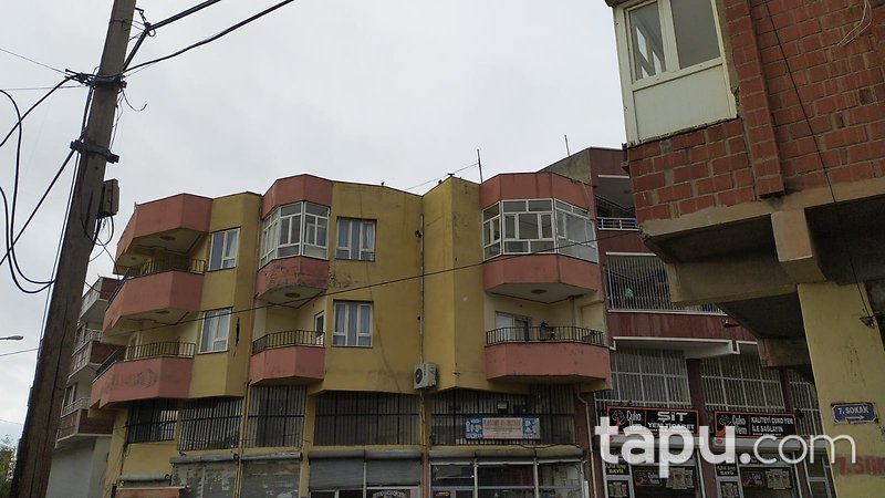 Şanlıurfa Siverek Şair İbrahim Rafet Mahallesi'nde İskanlı 125 m2 Daire