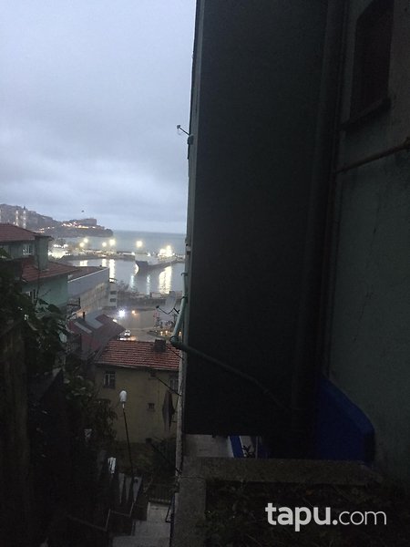 Zonguldak Meşrutiyet Mahallesi'nde 203m2 Deniz Manzaralı Teraslı Daire