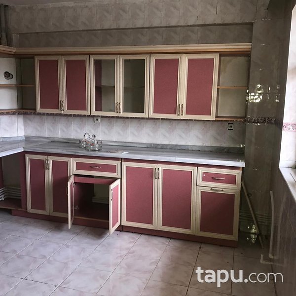 Erzurum Horasan Recep Tayyip Erdoğan Mahallesi'nde 4+1 160 m2 Daire