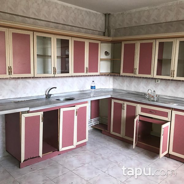 Erzurum Horasan Recep Tayyip Erdoğan Mahallesi'nde 4+1 160 m2 Daire