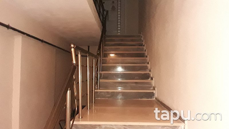 Sakarya Pamukova Elperek Mahallesi'nde Köşe Başı 130 m2 Dükkan