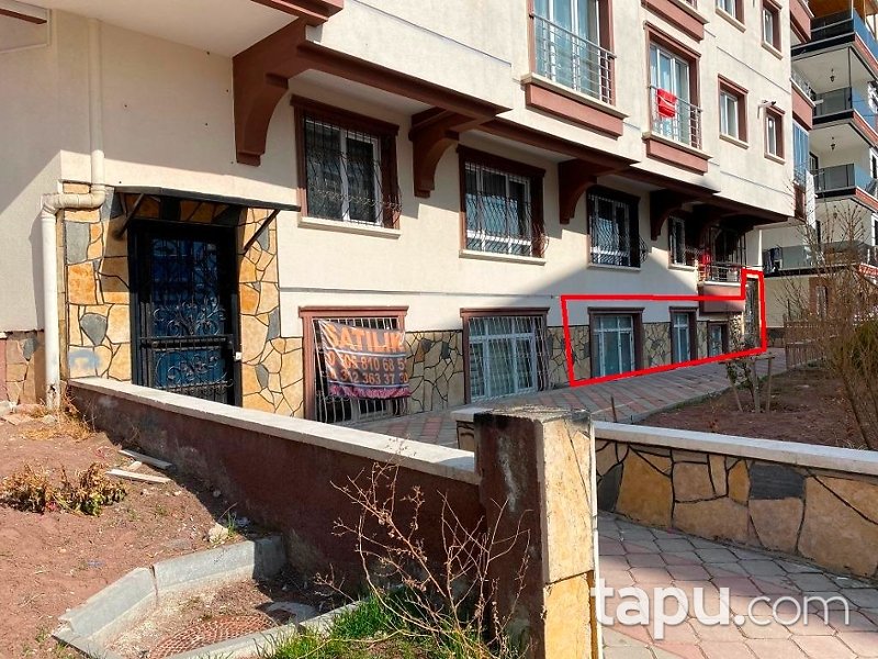 Ankara Mamak Bahçelerüstü Mahallesi'nde 94 m2 Dükkan