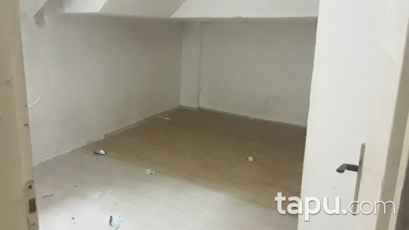 İstanbul Bağcılar 15 Temmuz Mahallesi'nde 130 m2 Ters Dubleks Daire