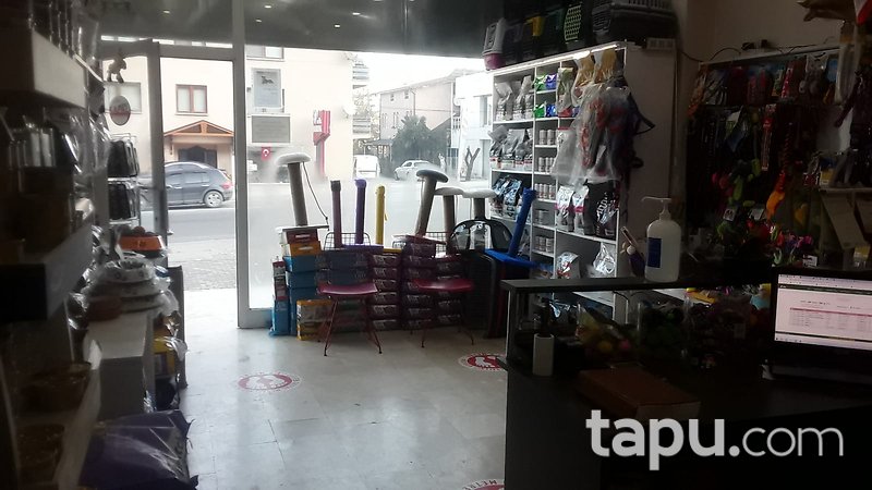 Sakarya Sapanca Şehit Cevdet Koç Caddesi'ne Cepheli 85 m2 Dükkan