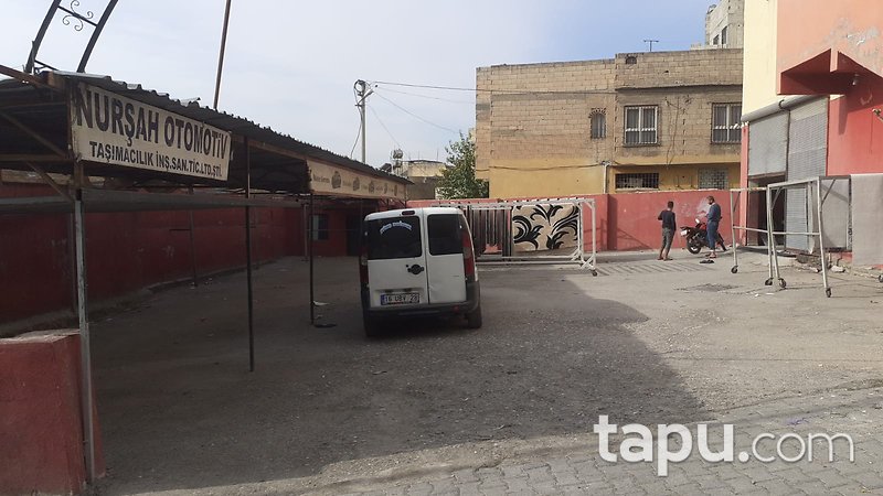 Şanlıurfa Haliliye Hızmalı Mahallesi'nde 200 m2 Dükkan
