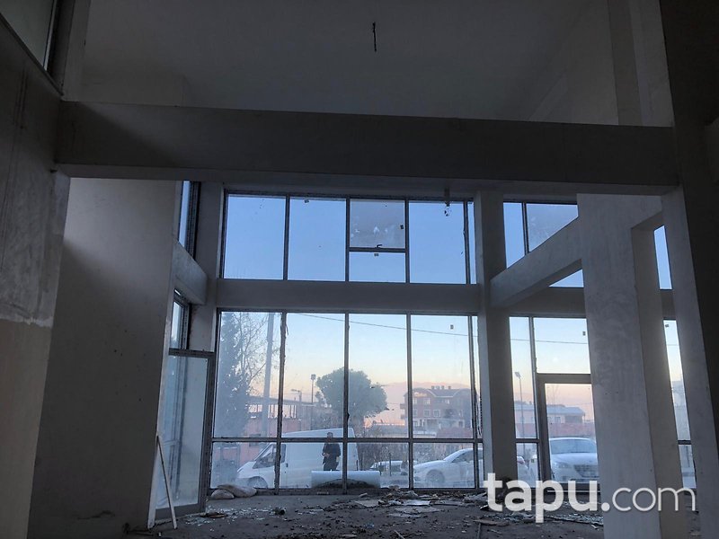 Bursa Yıldırım Değirmenlikızık Mahallesi'nde 317 m2 Depolu Dükkan