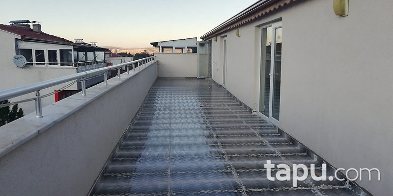 Kütahya Merkez Yıldırım Beyazıt Mahallesi'nde 5+1 Dubleks Daire