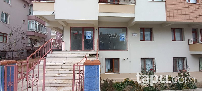 Çorum Merkez Ulukavak Mahallesi'nde 74 m2 Dükkan