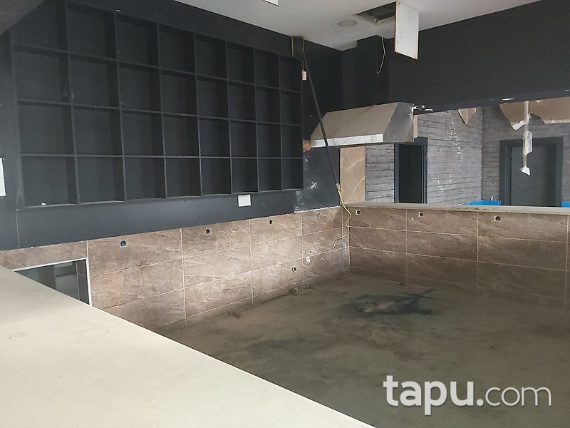 Çorlu Palmiye Evleri'nde Cadde Cepheli 545 m2 Dükkan