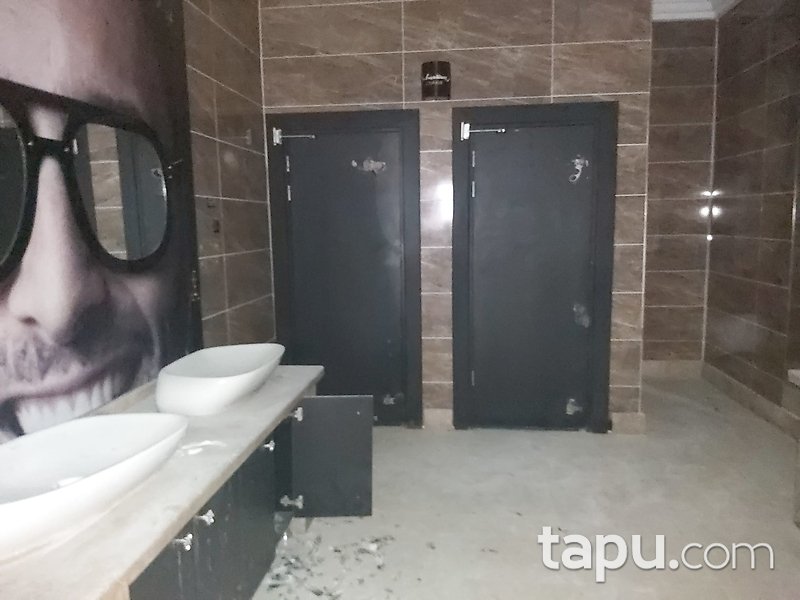Çorlu Palmiye Evleri'nde Cadde Cepheli 545 m2 Dükkan