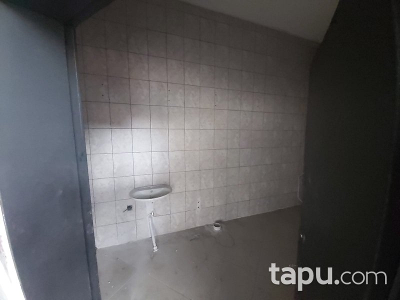 Çorlu Palmiye Evleri'nde Cadde Cepheli 545 m2 Dükkan