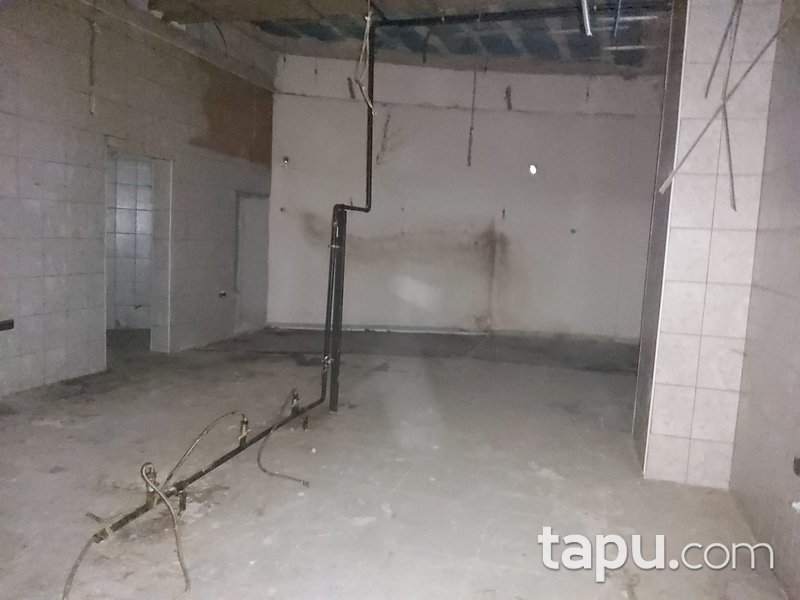 Çorlu Palmiye Evleri'nde Cadde Cepheli 545 m2 Dükkan